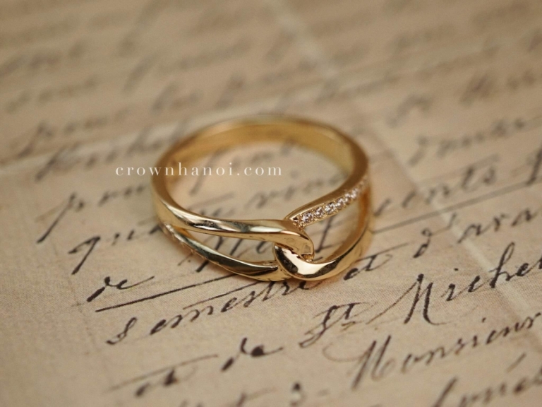 PROMISE KNOT PAVE RING