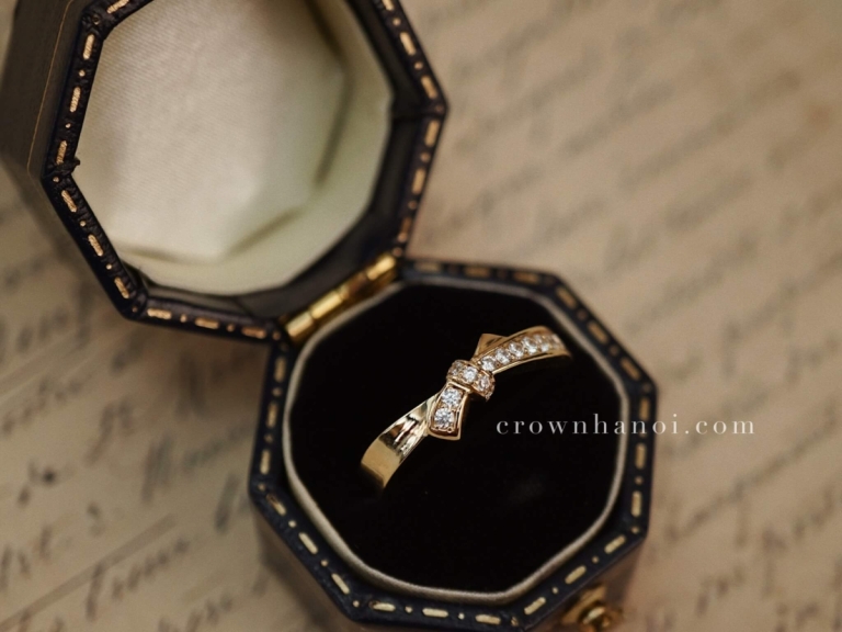 BOW KNOT PAVE RING