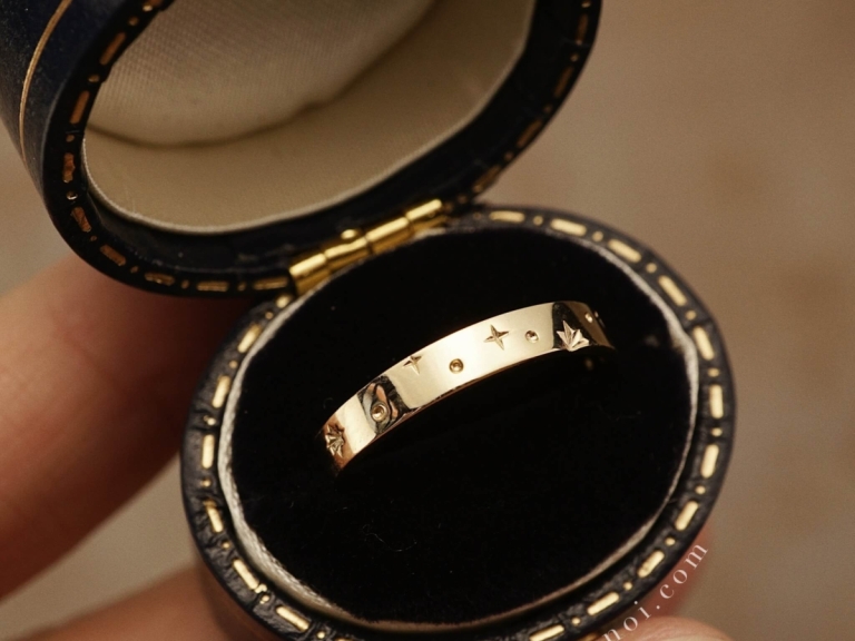 COSMOS BAND RING