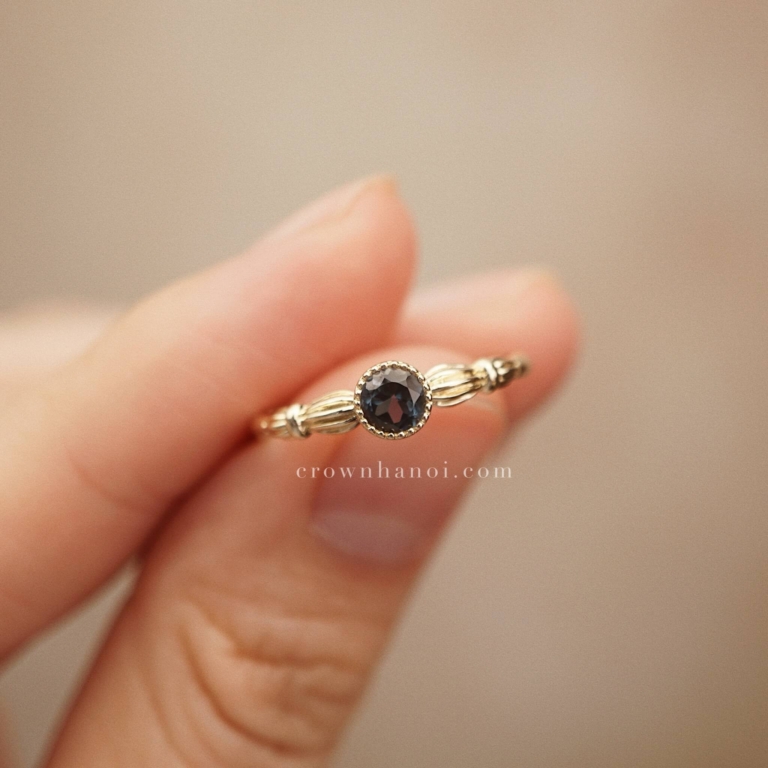 STONE PREPPY RING