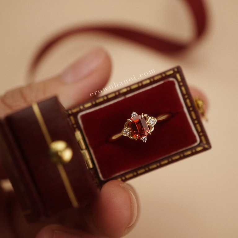 RECTANGLE VINTAGE RING