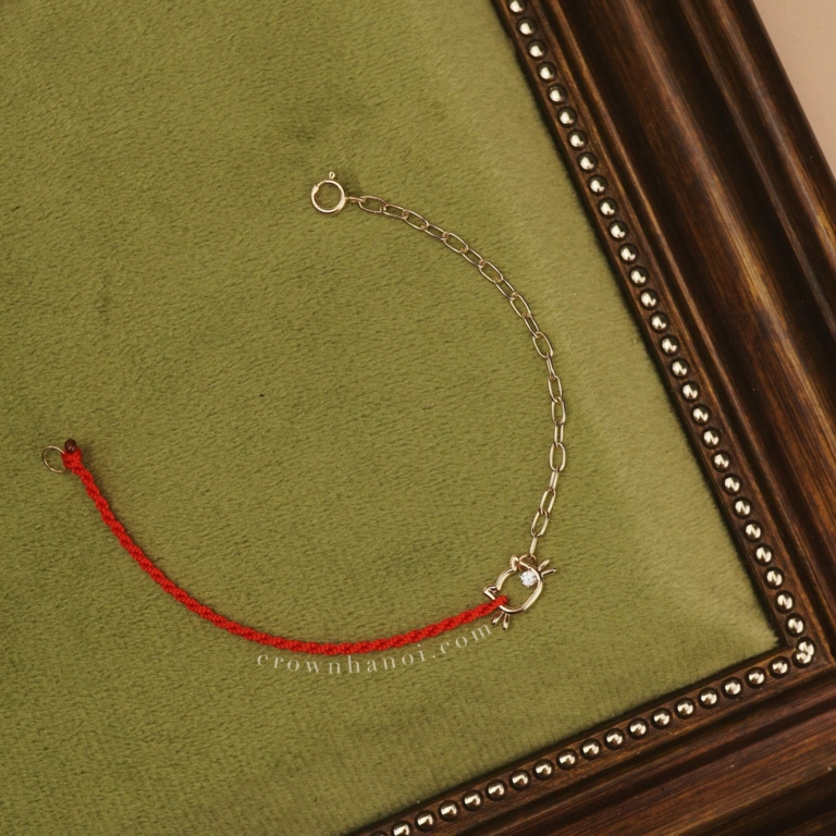 LUCKY KITTY SHORT RECTANGLE BRACELET