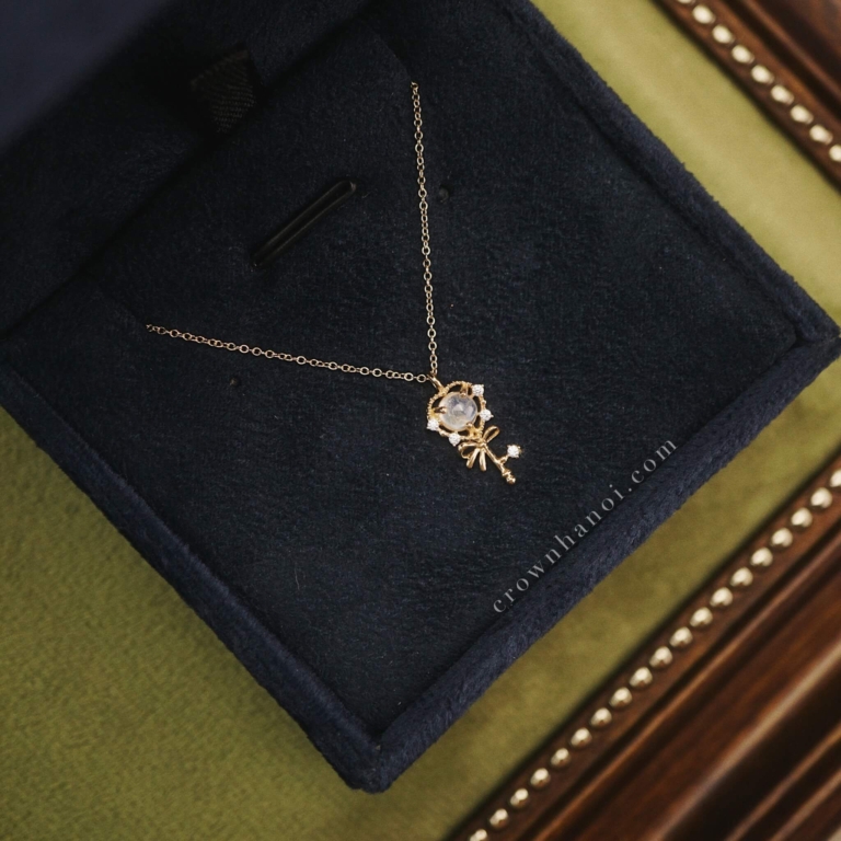 KEY MOONSTONE NECKLACE