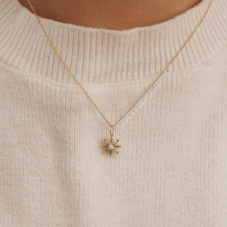 PEARL SNOWFLAKE NECKLACE