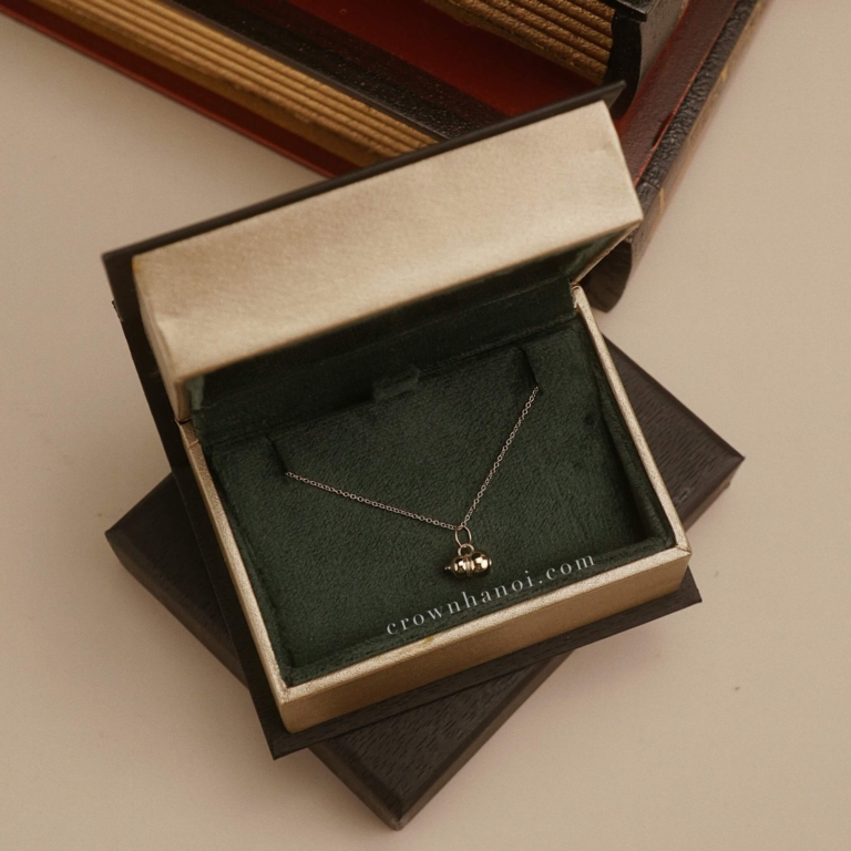 FORTUNE GOURD NECKLACE