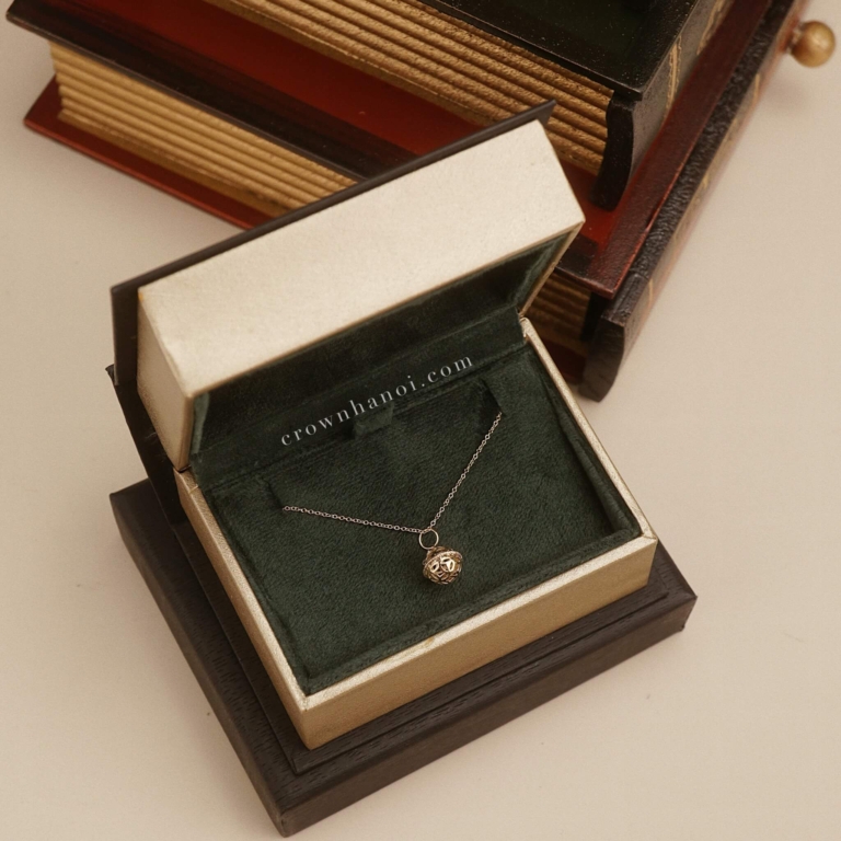 FORTUNE SPHERE NECKLACE