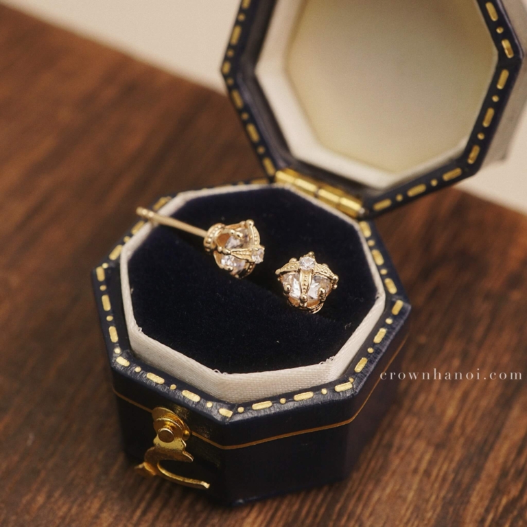 CROWN SCEPTER EARRINGS