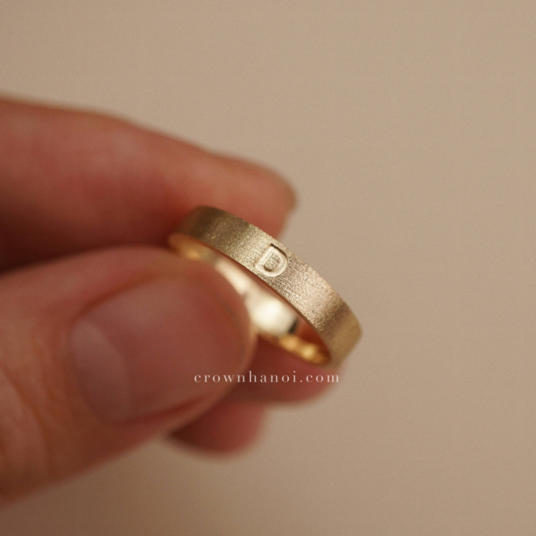 INITIAL BAND RING