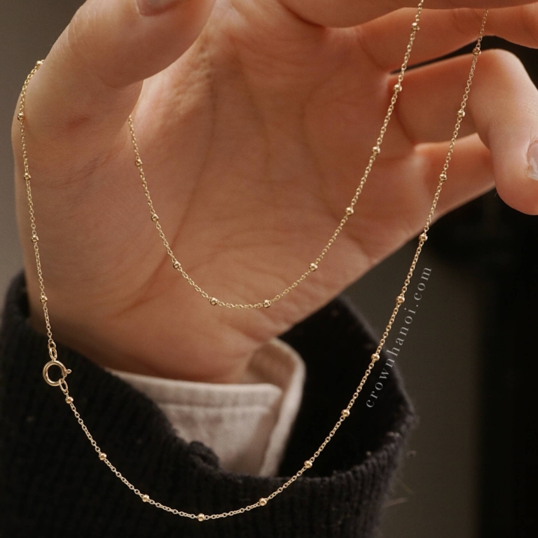 DOT CHAIN NECKLACE