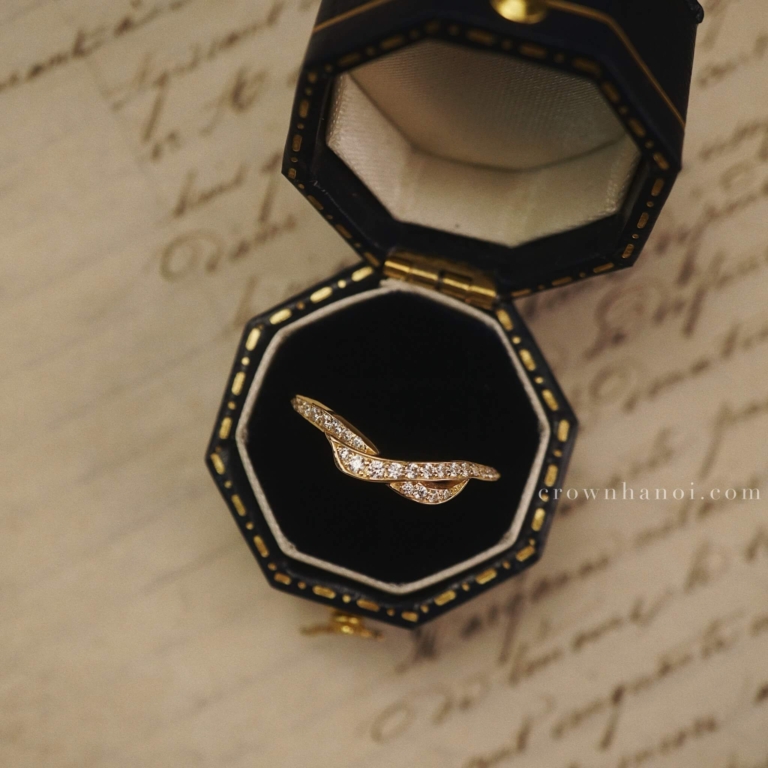 ECLIPSE PAVE RING