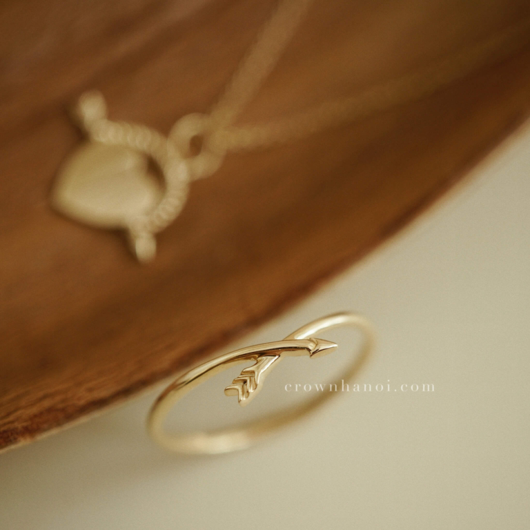 ARROW SKINNY RING