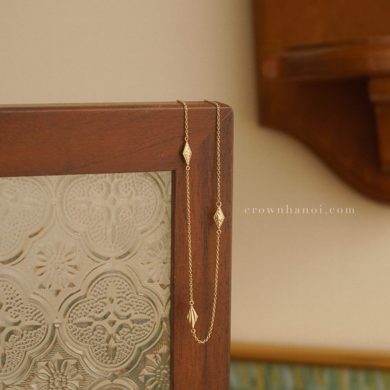 SPARK RHOMBUS NECKLACE