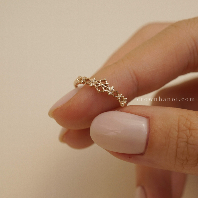 LATTICE BLOOM RING