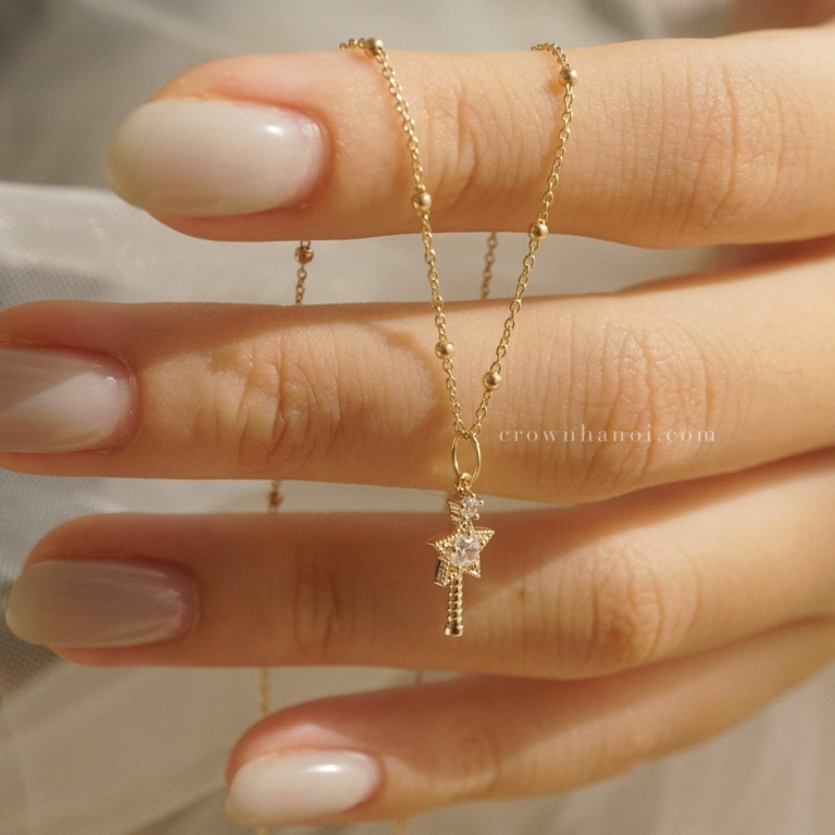 STAR WAND DOT CHAIN NECKLACE