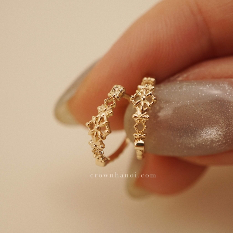 LATTICE BLOOM HOOP EARRINGS