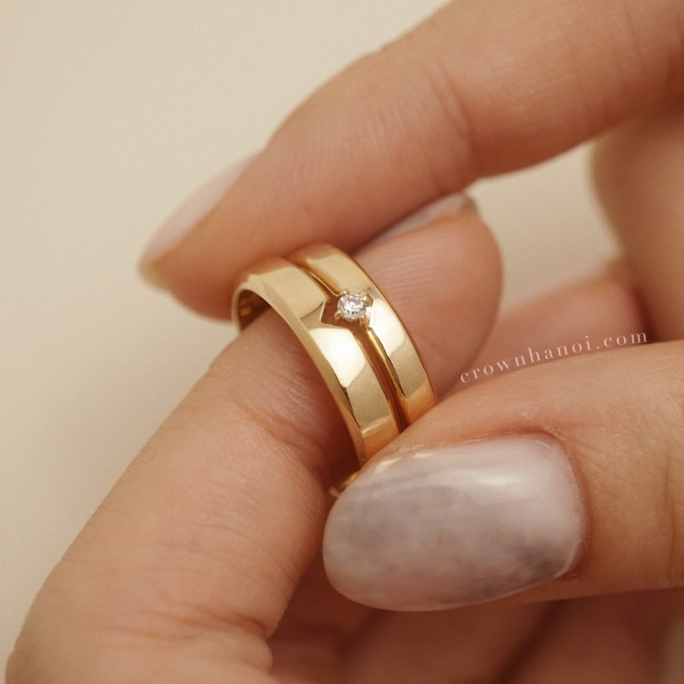 EDGE HUG COUPLE RING