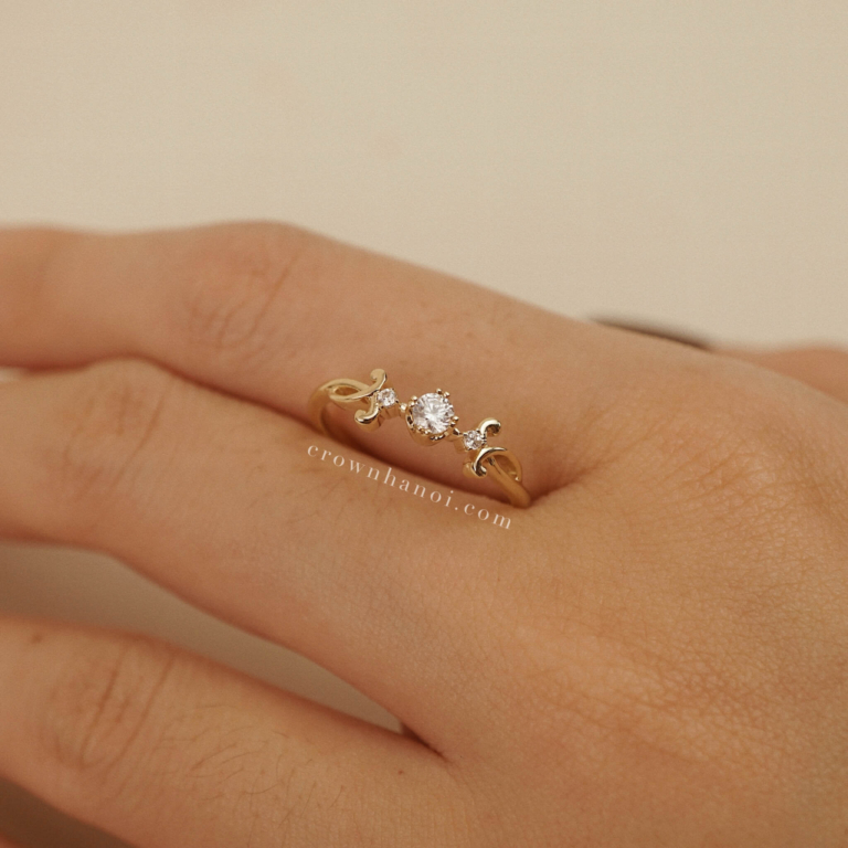 SOFTVINE SOLITAIRE RING