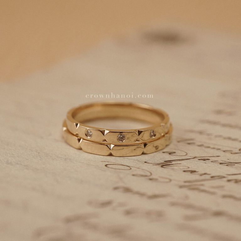 PYRAMID COUPLE RING