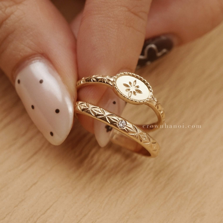 PETAL PATTERN RING & PETAL SIGNET RING