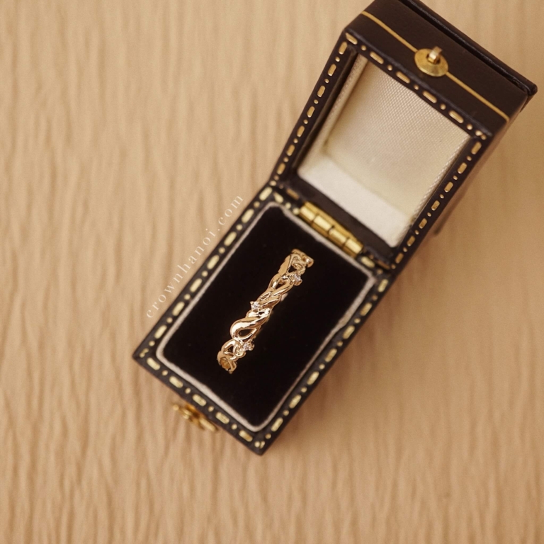 BRAIDED VINE RING
