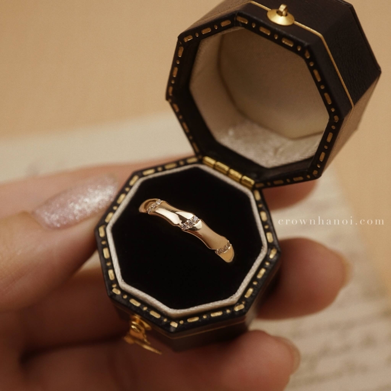 SEGMENT PAVE RING